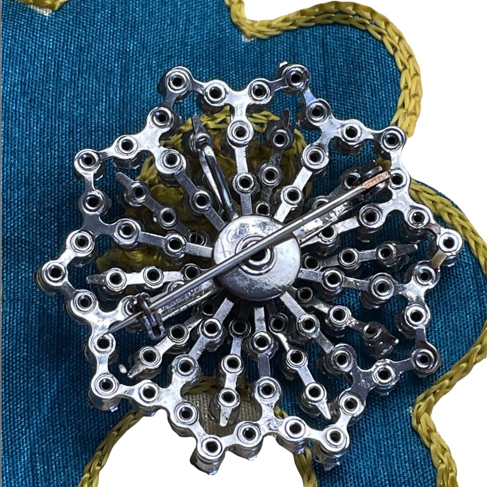 Vintage Rhinestone Brooch - Picture 2 of 3